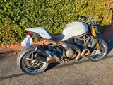 Ducati Monster 1200s  scalloped Felgen viele Extras  - DUCATI F1