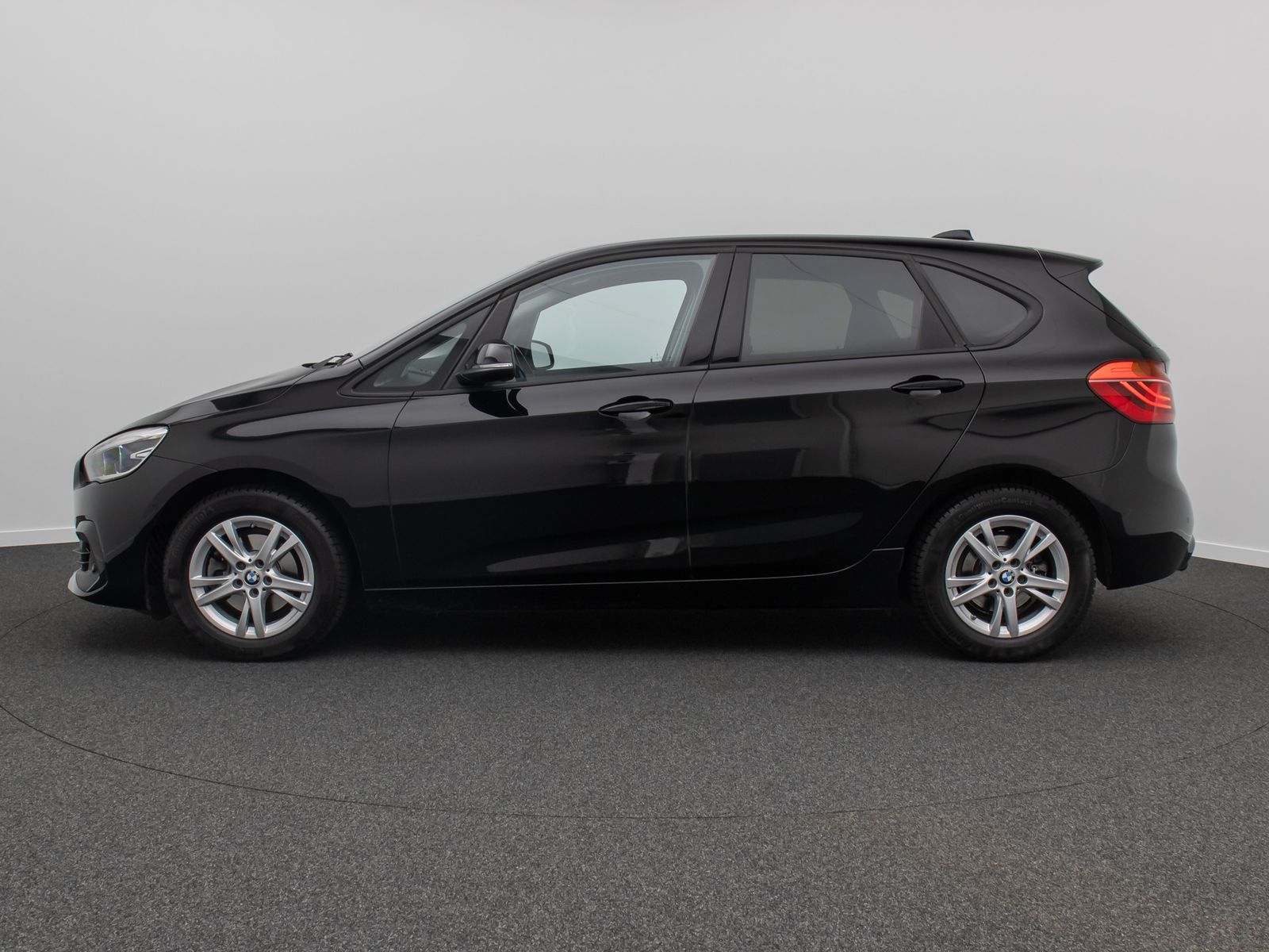 Fahrzeugabbildung BMW 218i Active Tourer LED Navi Kamera ParkAs Komfor