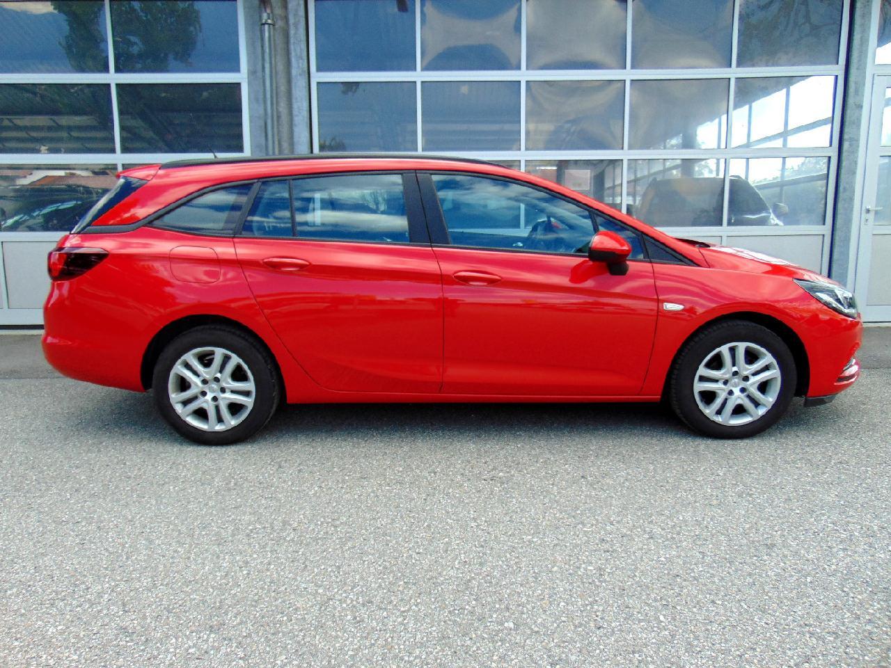 Opel Astra Sports Tourer 1.4 Turbo Edition