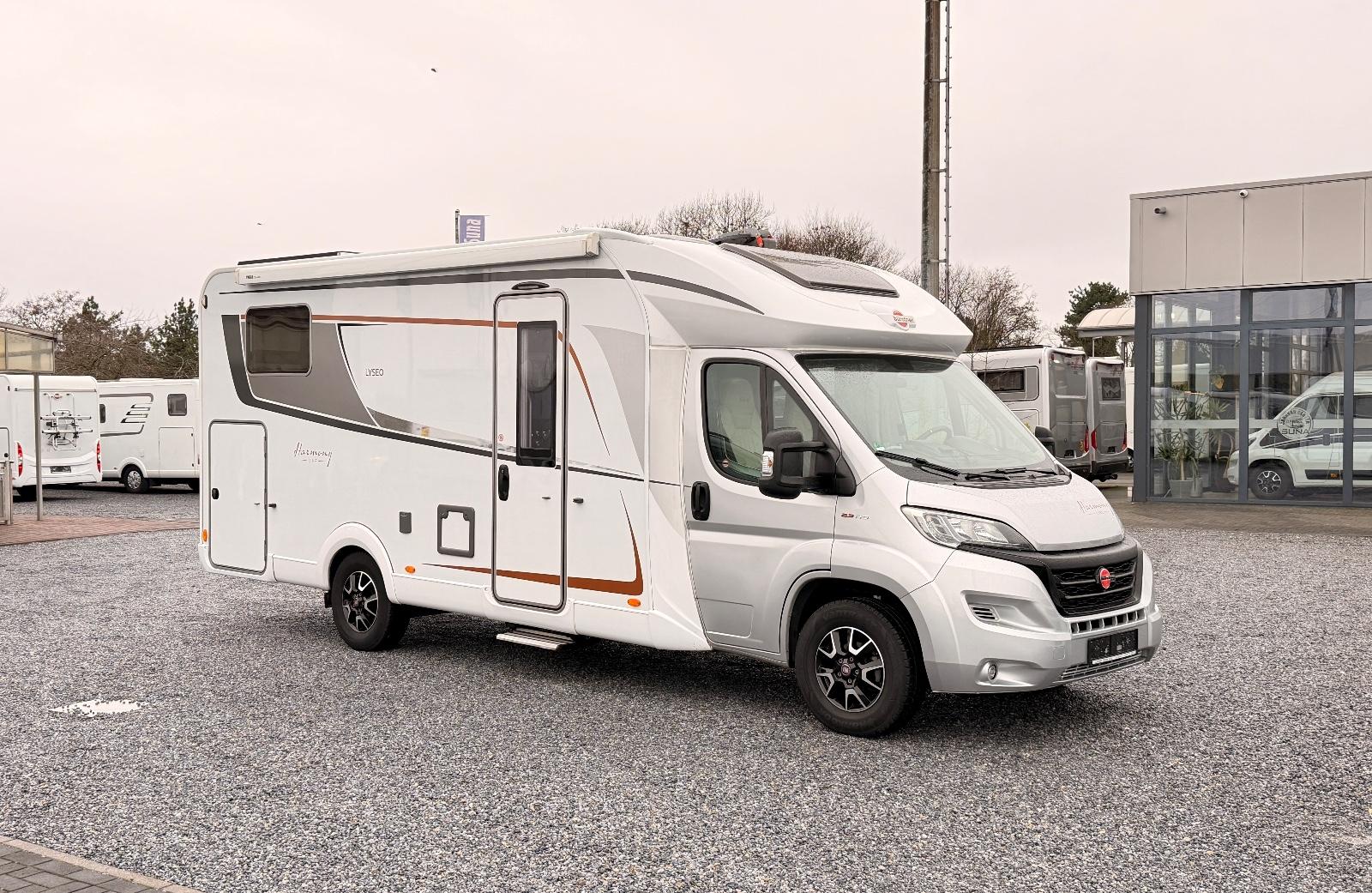 Bürstner Lyseo TD 728 G Harmony *Einzelbetten-Hubbett*