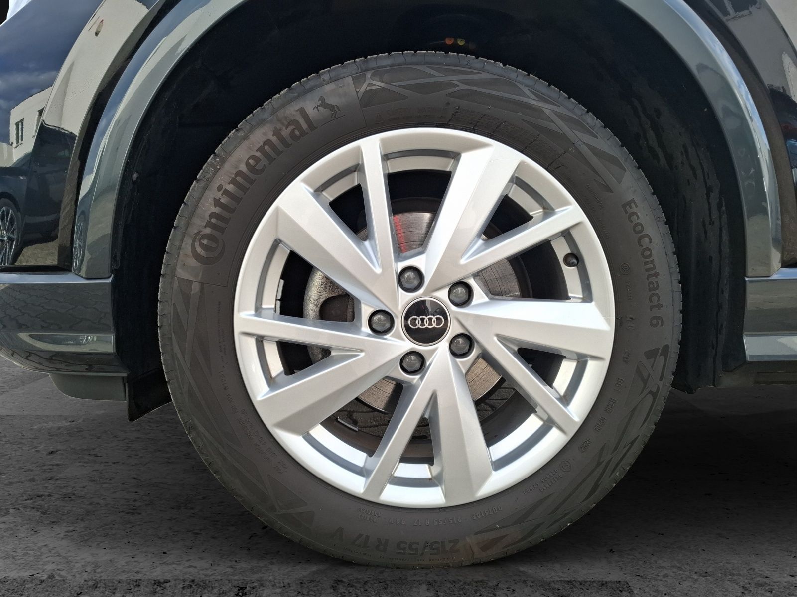 Fahrzeugabbildung Audi Q2 35 TFSI advanced S-tronic LED Navi AVC ACC RF