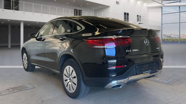 Mercedes-Benz GLC 300 e Coupe AHK*Kamera*LED*VollLeder*DAB*18