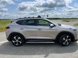 Hyundai TUCSON 2.0 CRDi 136kW  Premium Pano Klima Ahk  - Hyundai in Lübeck