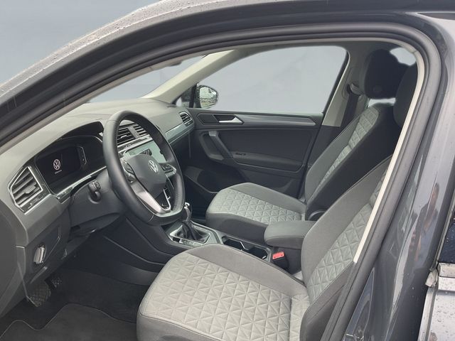 Tiguan 2.0 TDI DSG Life SHZ KAMERA NAVI ACC LED