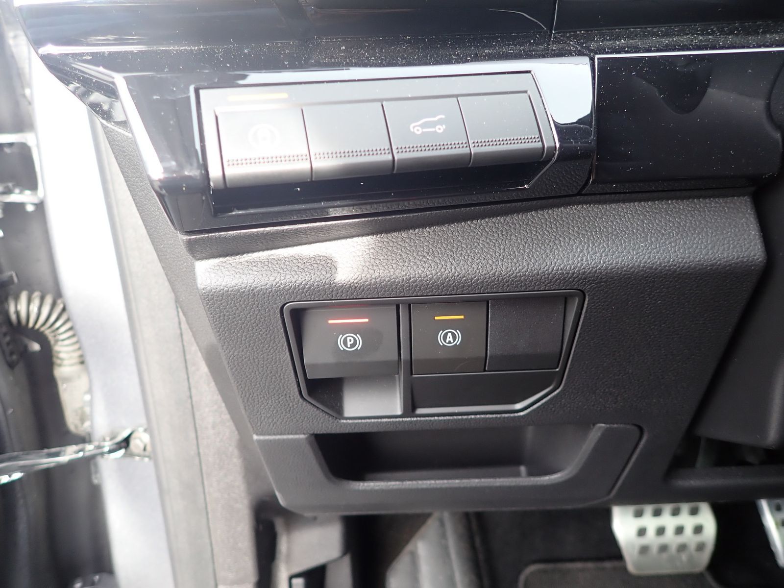Fahrzeugabbildung Renault Austral Esprit Alpine Full Hybrid E-Tech 200