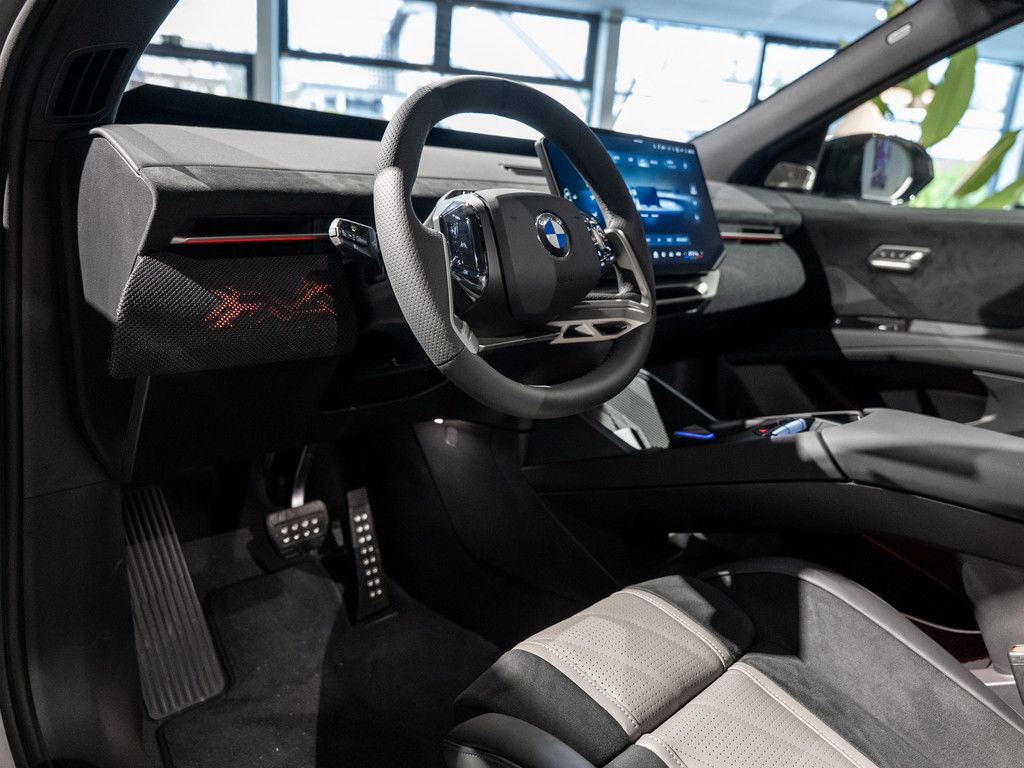 BMW iX3 - Bild 24