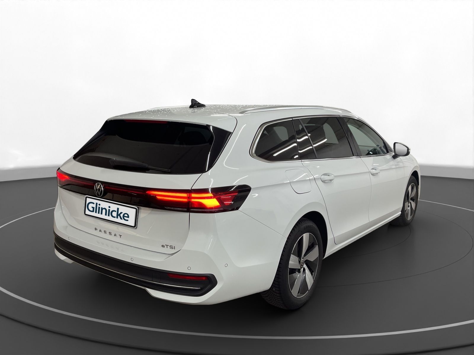 Volkswagen Passat Variant - Bild 5