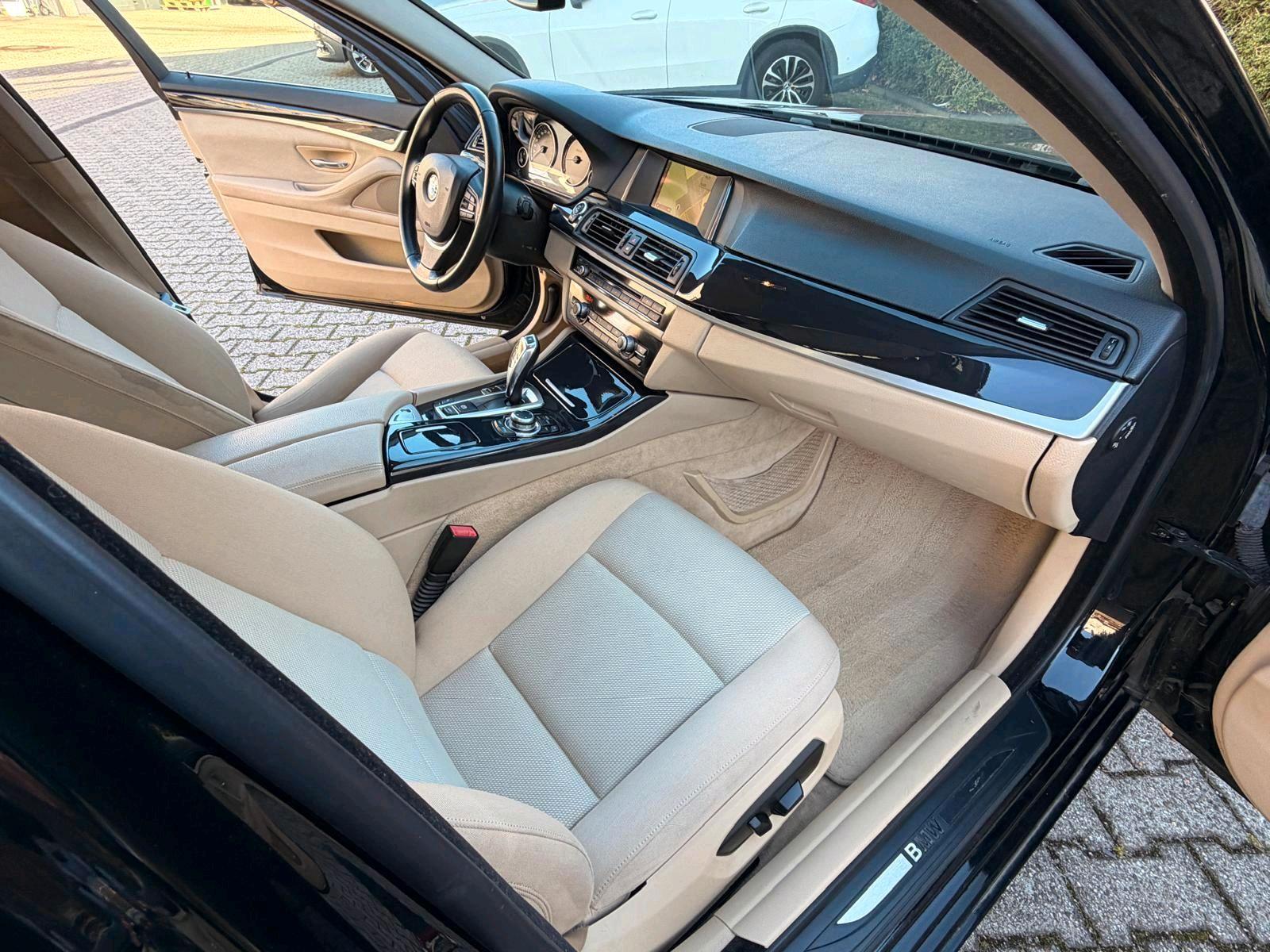 BMW 520 2013 — двигун 181 HP (133kW)