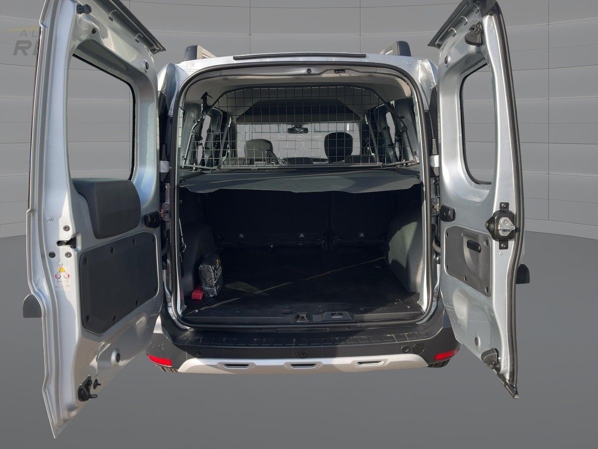 Fahrzeugabbildung Dacia Dokker Stepway Plus TCe 130
