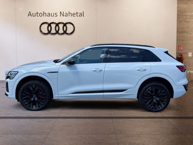 Audi Q8 e-tron 50 quattro S line(2x) MATRIX-LED NAVI+ imagem 3