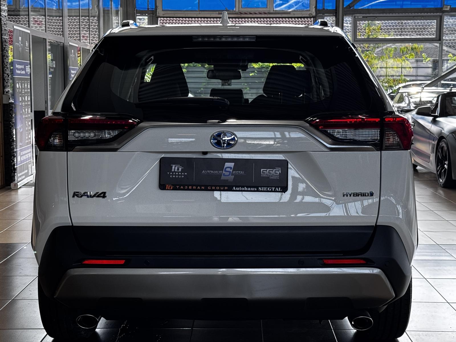 Toyota RAV4 Hybrid Business Edition R.Cam ACC LED