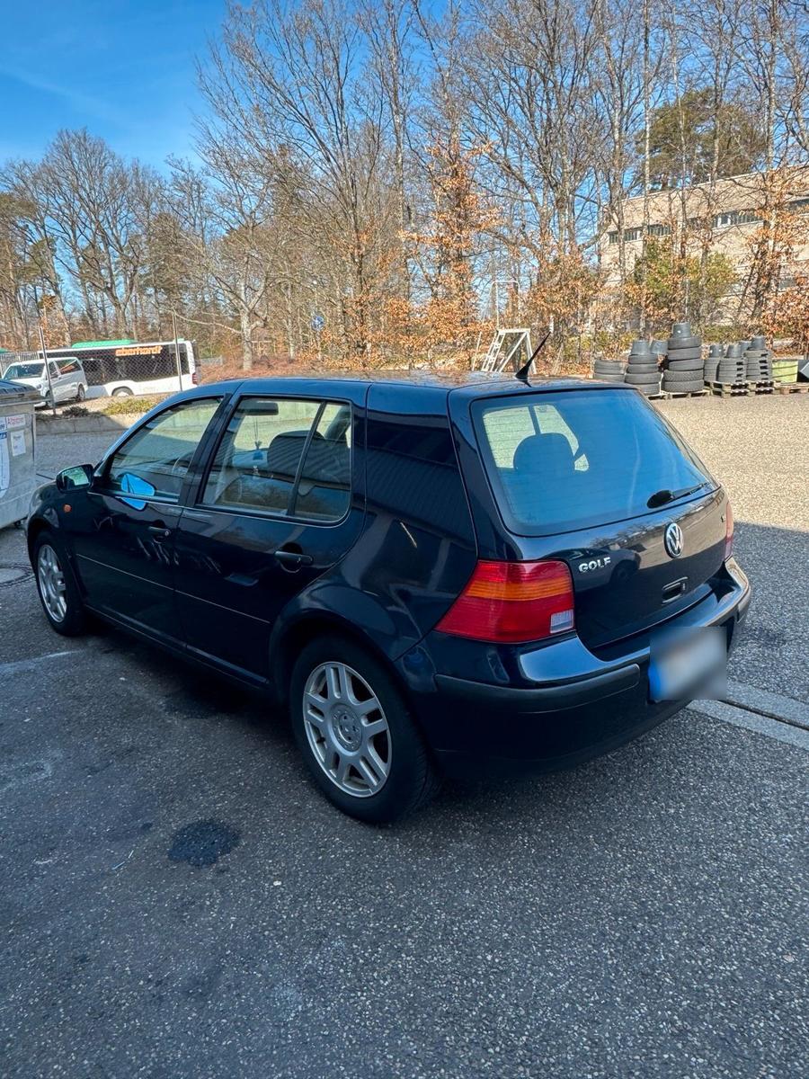 Volkswagen Golf