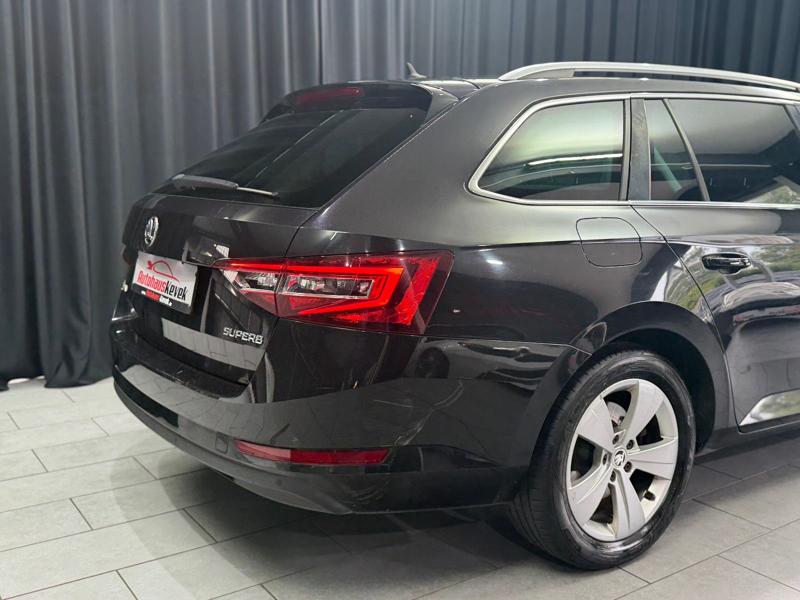 Fahrzeugabbildung SKODA Superb Combi Style |DSG|NAVI|MEMORY|ACC