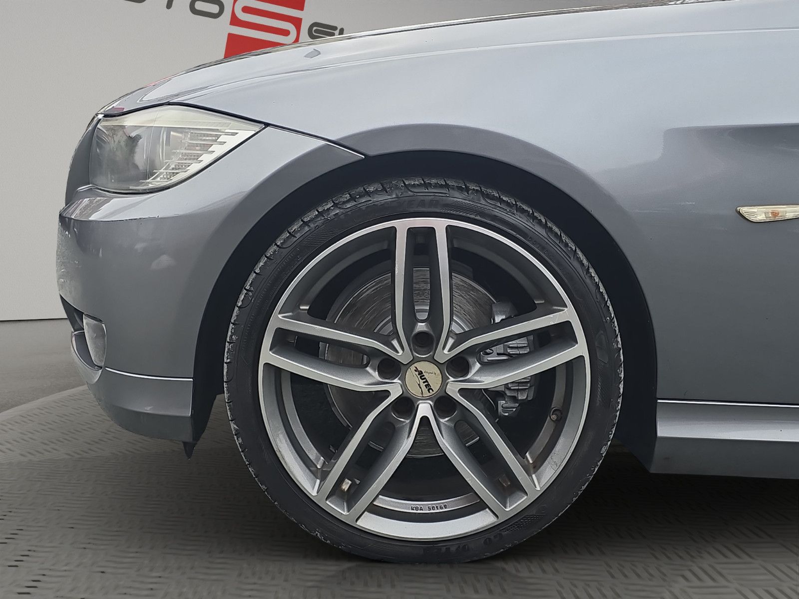 Fahrzeugabbildung BMW 325 DIESEL + NAVIGATION + TEMPOMAT + SITZHEIZUNG