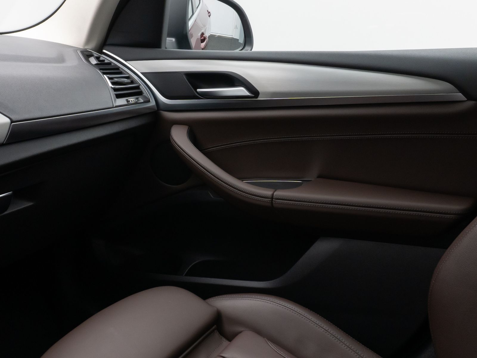 Fahrzeugabbildung BMW X3 xD30e Kamera HUD DAB AHK Sport Komfort Leder