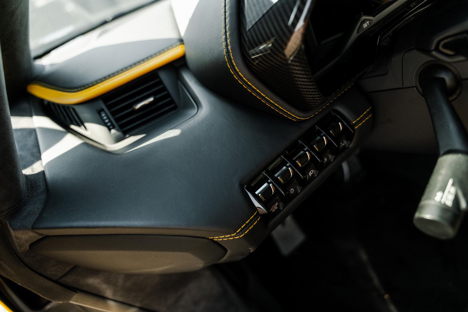 Fahrzeugabbildung Lamborghini Aventador S VOLL..VOLL*INSP NEU*MIETKAUF mögl.