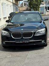 BMW 730 d lang - BMW 730 aus 2010: 730d