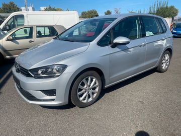 Volkswagen Golf - 2