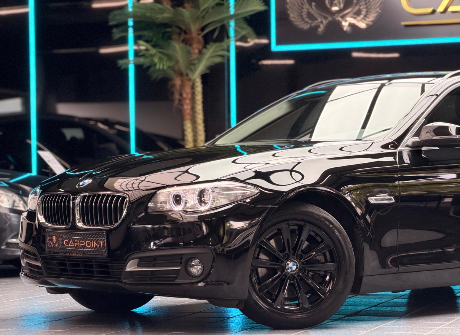 BMW 520i  Touring Bi-Xenon/AHK/Navi/BT/SHZ/PDC