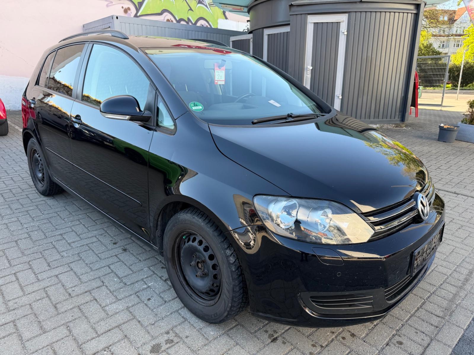 Volkswagen Golf Plus 1.6 *Klima/Euro5/75KW/PDC*