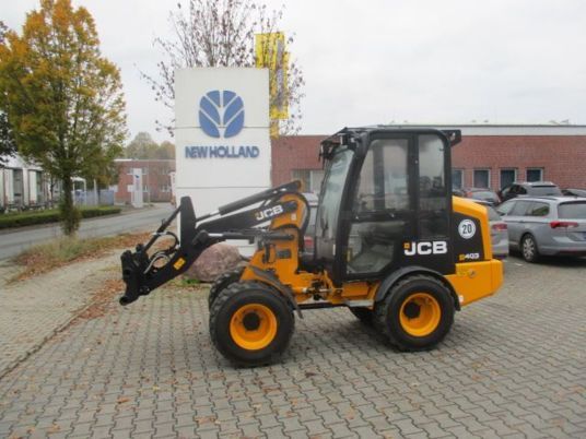 JCB 403 SmartPower mit Kabine