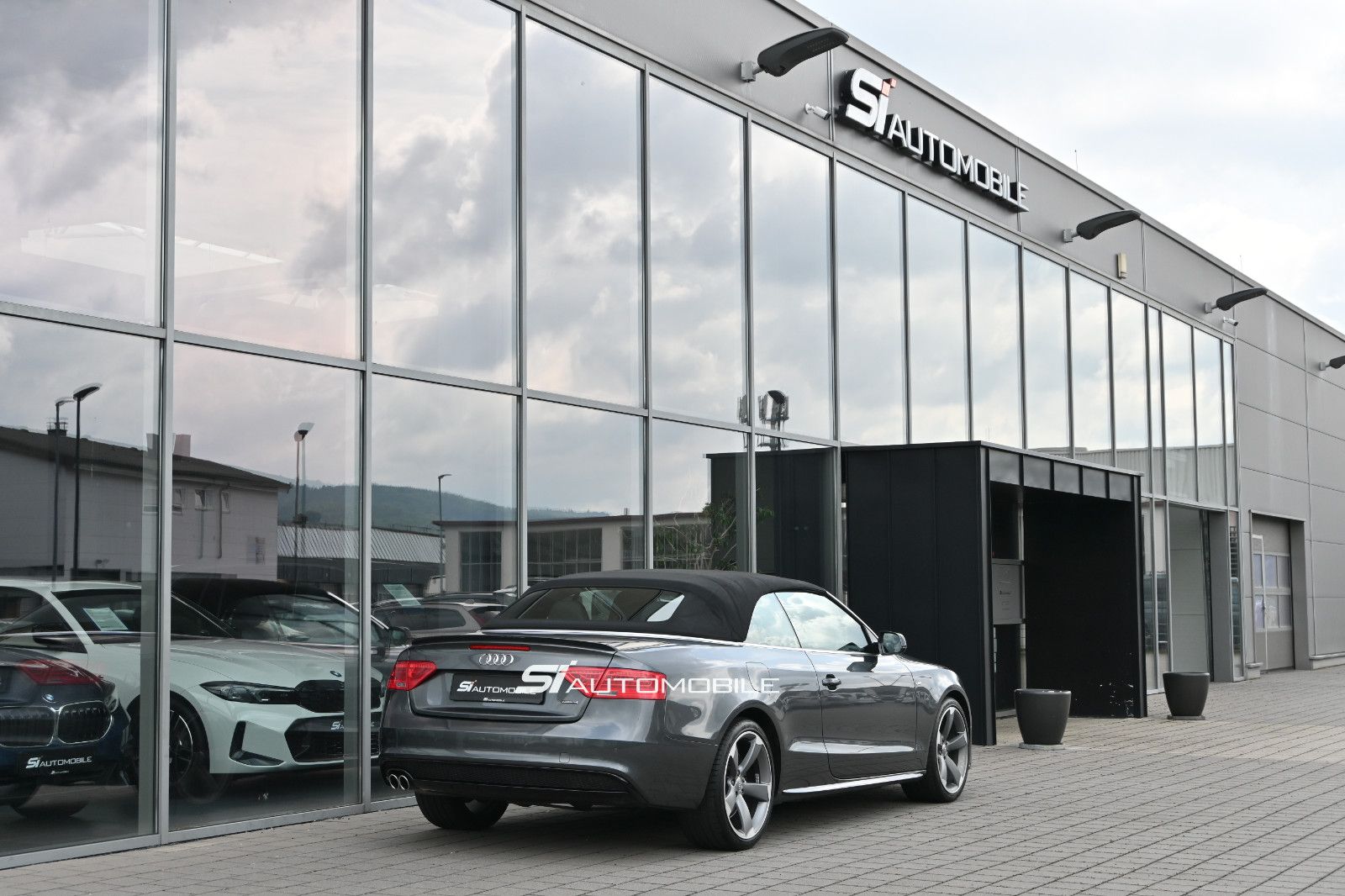 Fahrzeugabbildung Audi A5 2.0 TDI qu. Cabrio S LINE SPORT ED. PLUS °MMI