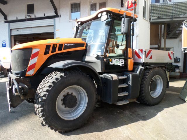 JCB Fastrac 3200 XTRA Kommunal  Facelift  1 hand