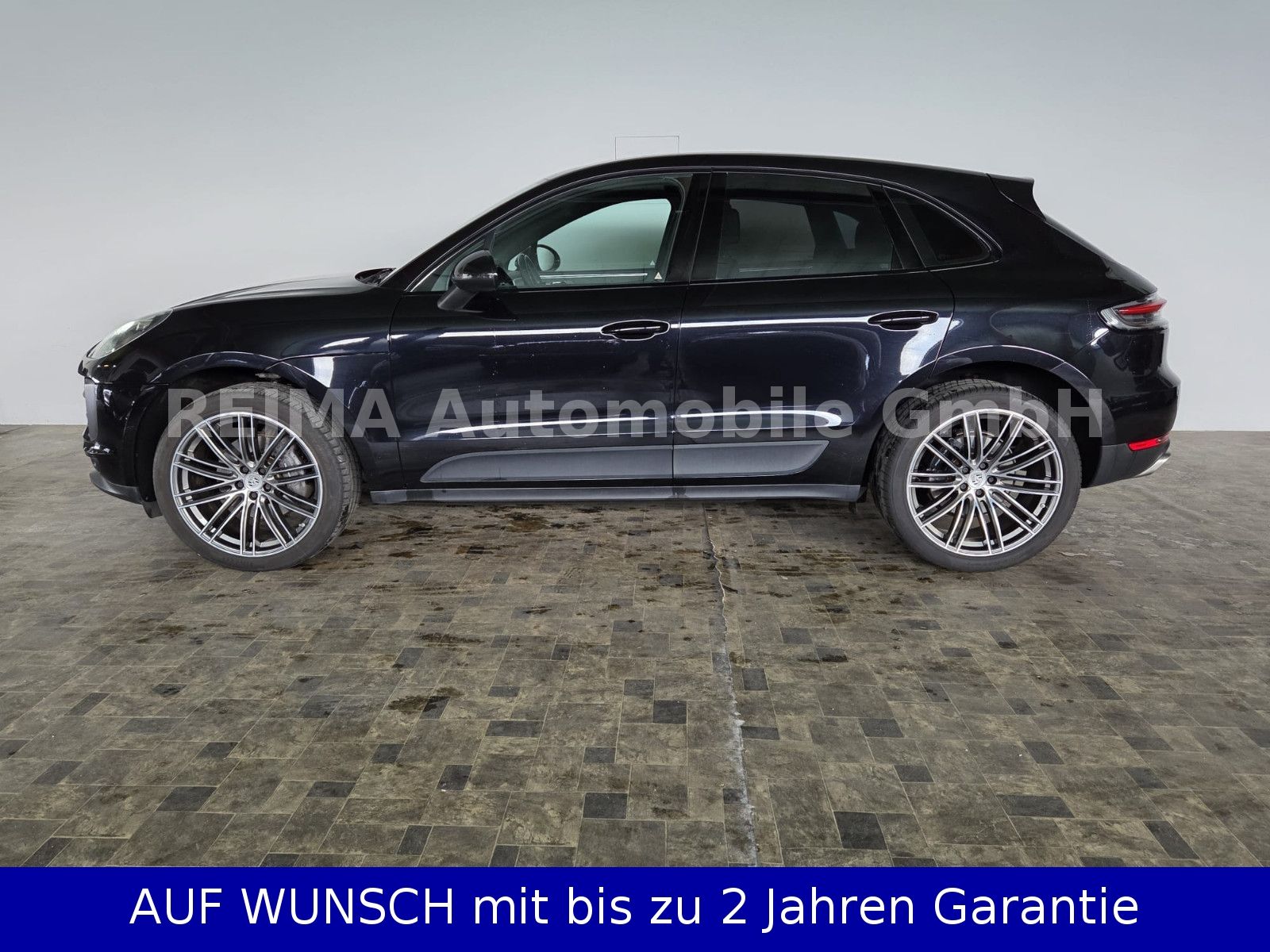 Fahrzeugabbildung Porsche Macan 2,0i, , LED, Standheizung, Luft, Pano