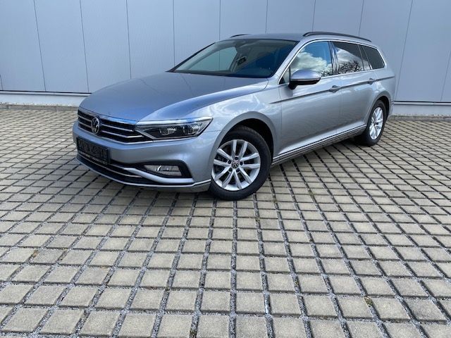 Passat Variant 2.0 TDI DSG AHK/STAND-HZ/MATRIX/N