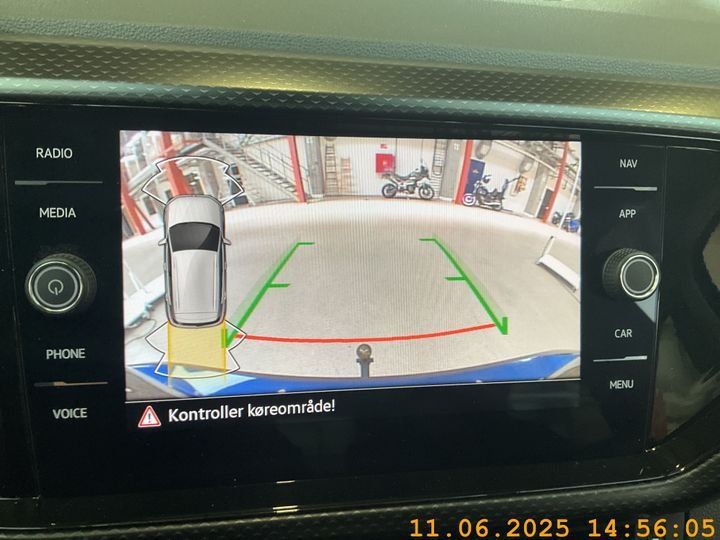 Fahrzeugabbildung Volkswagen T-Cross Life TSI *AHK*Cam*Sitzhzg*PDC*ACC*