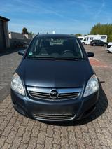 Opel Zafira Edition 1.6 ERSTE HAND - Opel Zafira in Braunschweig