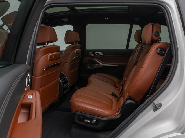 Foto Nummer 25: BMW X7 M60