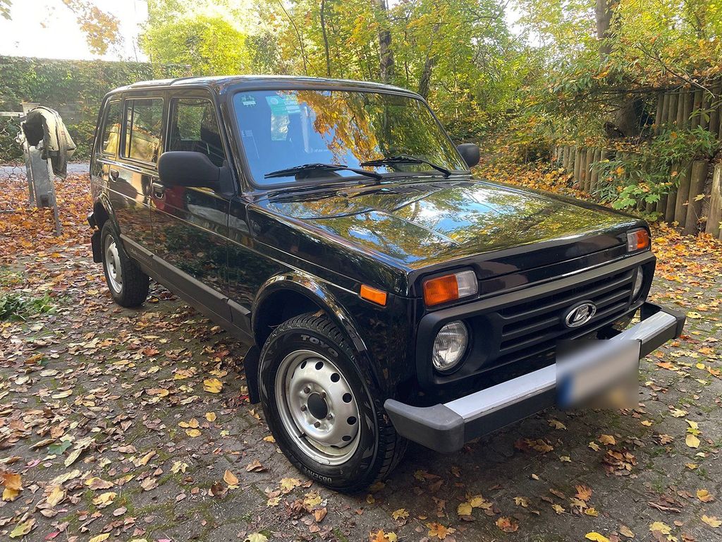 Image of Lada Taiga