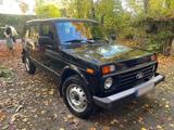 Lada Niva/Taiga 5-Türer Langversion - Lada Taiga von privat