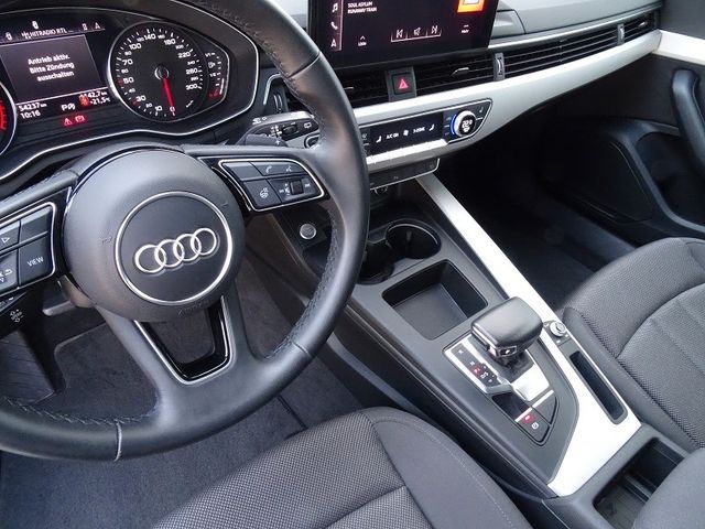 A4 Avant 35 TFSI advanced / Standheizung