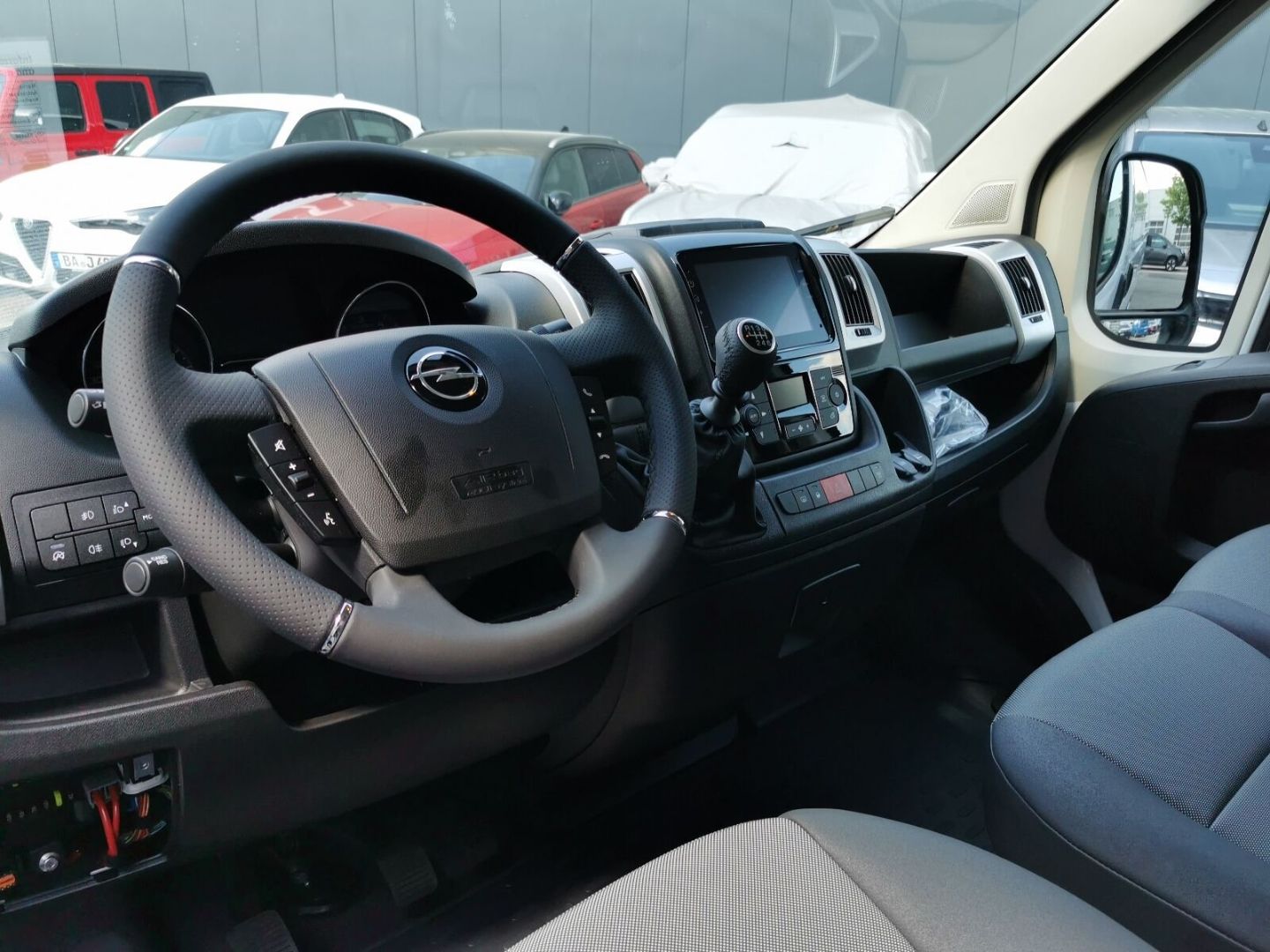 Fahrzeugabbildung Opel Movano CargoL3H3 Navi Klimaautom DAB Rückfahrkam