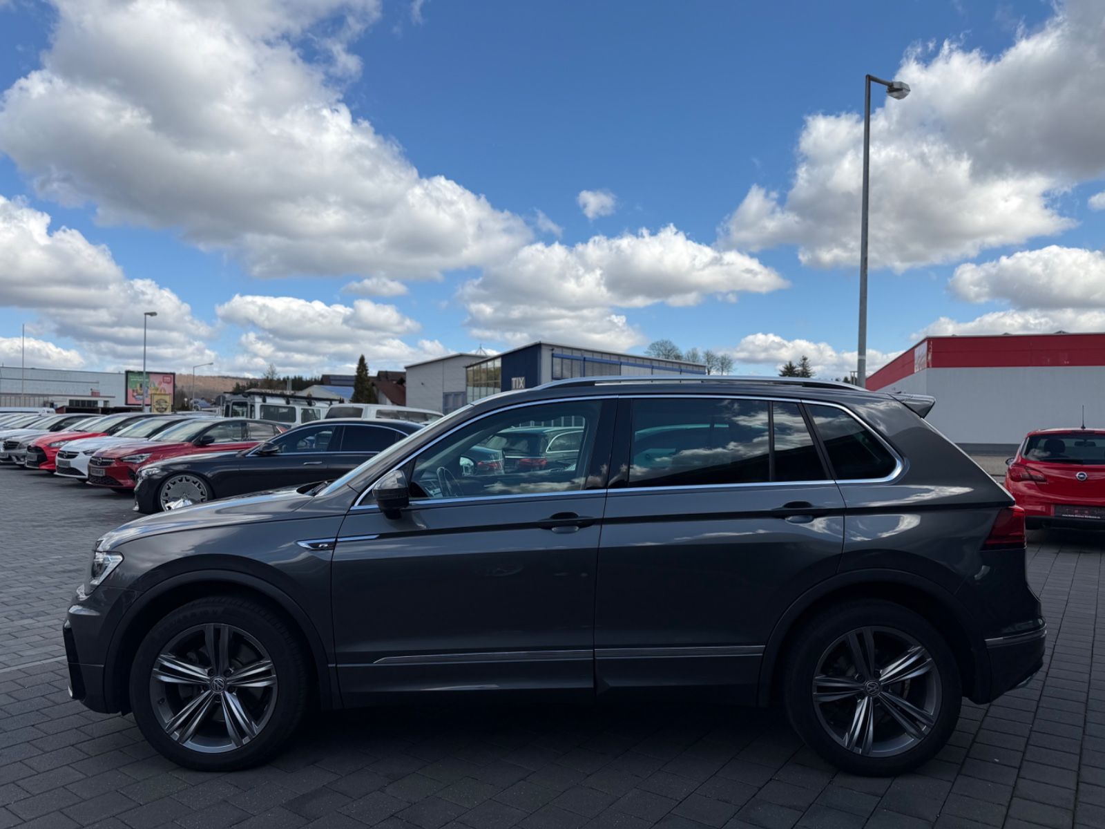 Volkswagen Tiguan Highline BMT Start-Stopp 4Motion Standhei foto 4