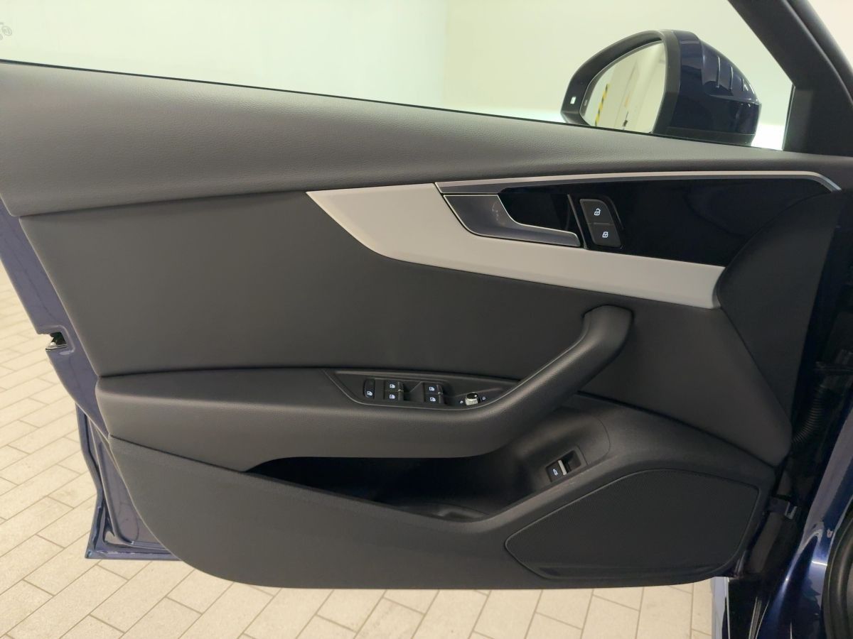 Audi A4 - Bild 17
