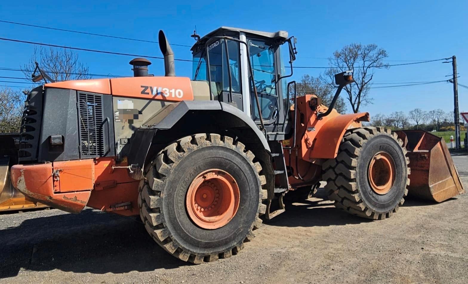 Hitachi ZW310 *Bj2011/16500h/Klima/Waage/ZSA/ReifenNEU*