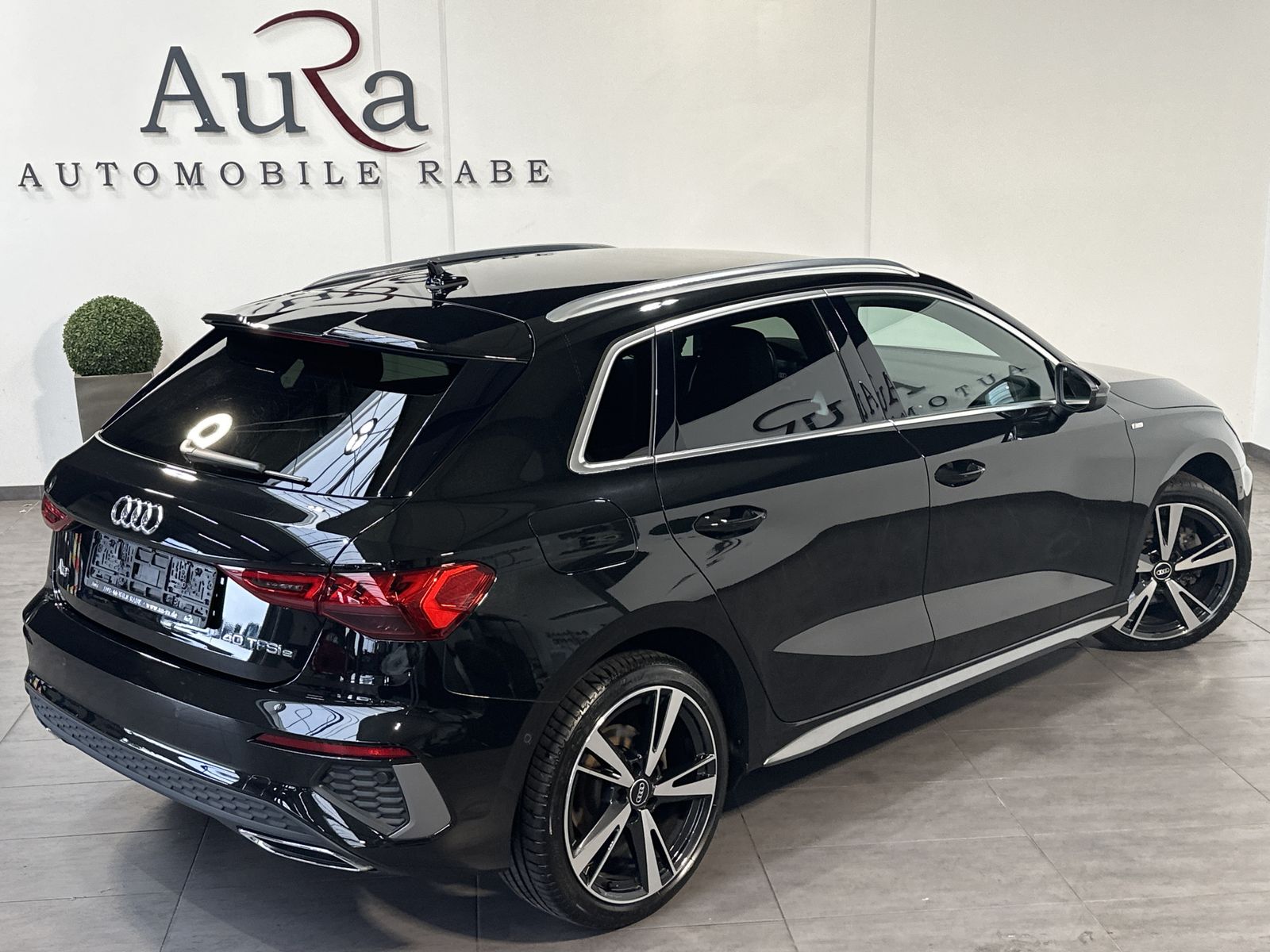 Fahrzeugabbildung Audi A3 40 TFSIe SpB S-Line NAV+LED+B&O+KAM+VCOCK+1HD