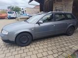 Audi A6 2.4 multitronic Avant - - Audi A6 aus 2001: Kombi