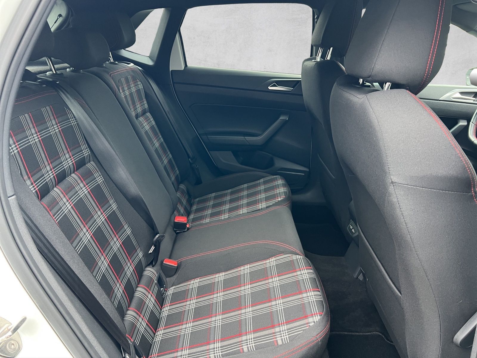 Polo GTI 2.0 TSI DSG LED*SHZ*Klima