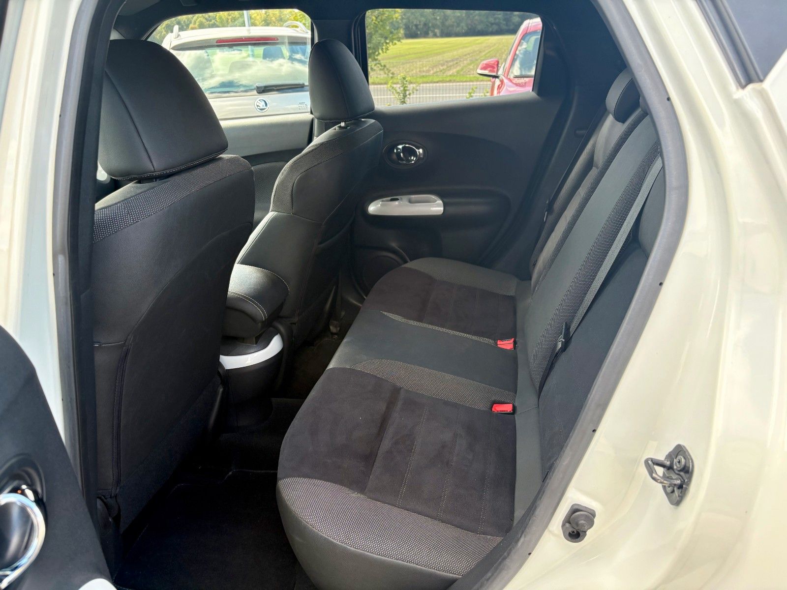 Fahrzeugabbildung Nissan Juke 1.2 N-Vision Navi Leder Kamera SCHECKHEFT