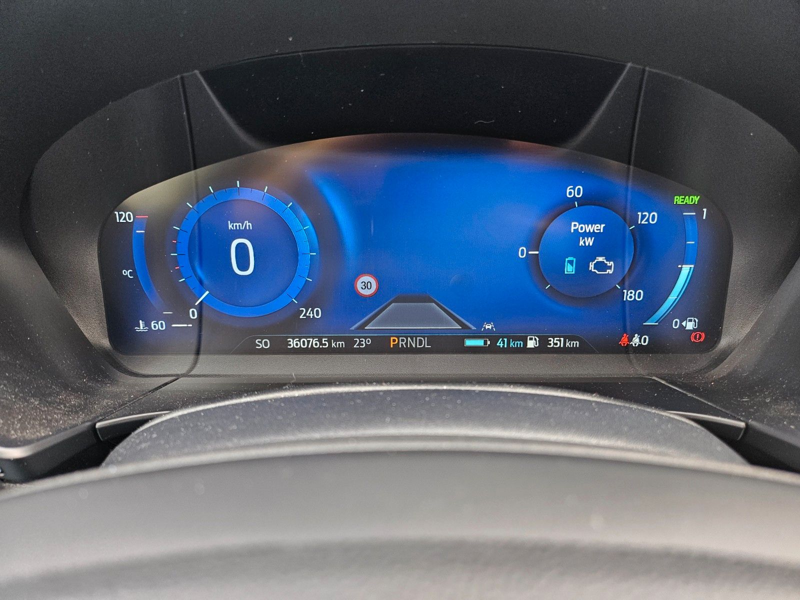 Fahrzeugabbildung Ford Kuga Plug-In Hybrid Vignale