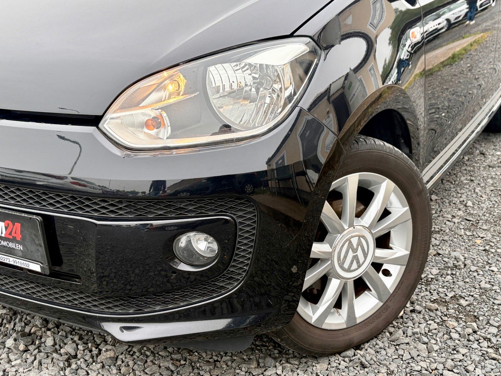 Fahrzeugabbildung Volkswagen up! 1.0 club up! Navi SHZ Klima 2.HD SCHECKHEFT