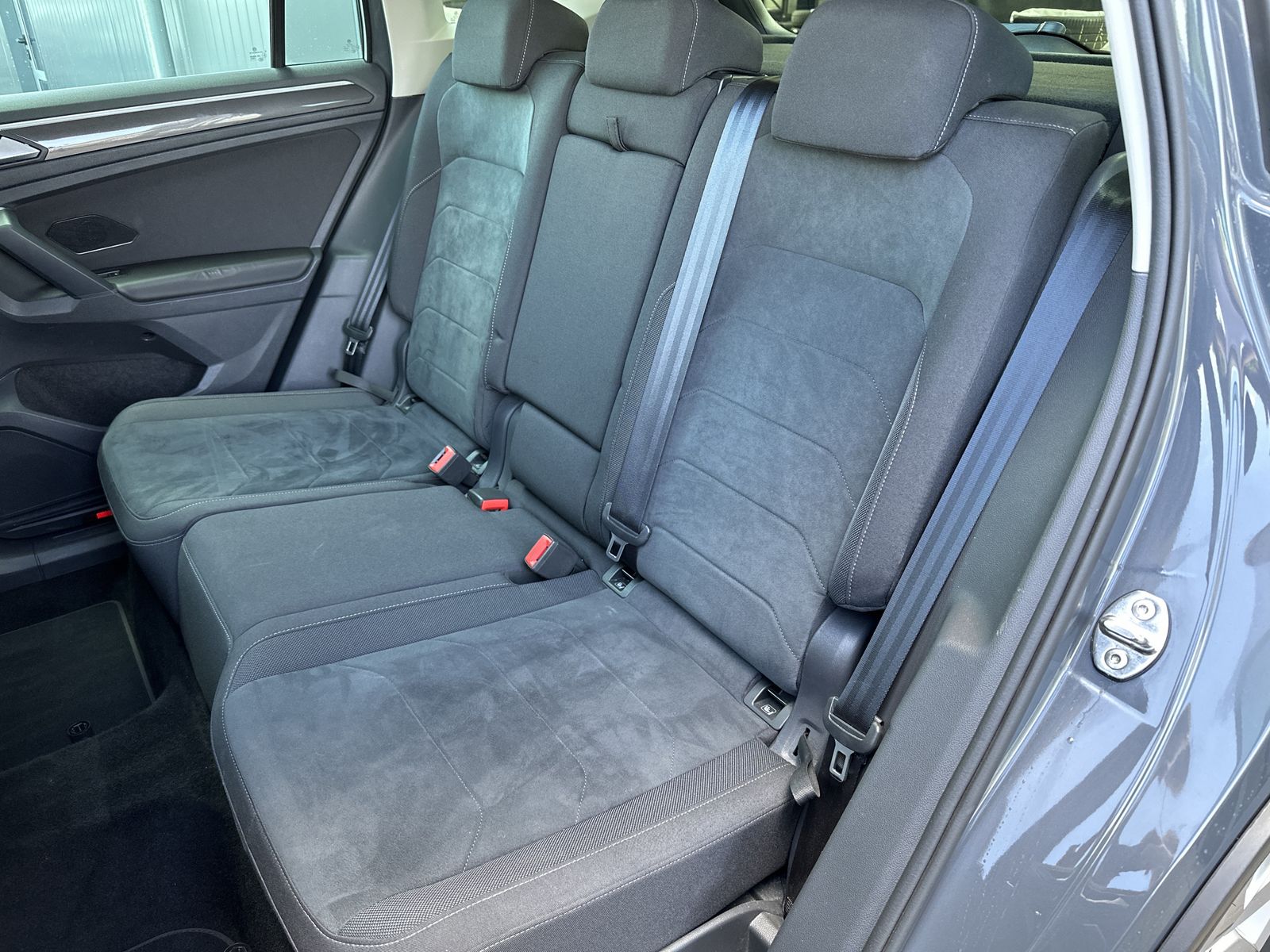 Fahrzeugabbildung Volkswagen Tiguan 1.4 eHybrid DSG Elegance NAV+LED+VC+HUD