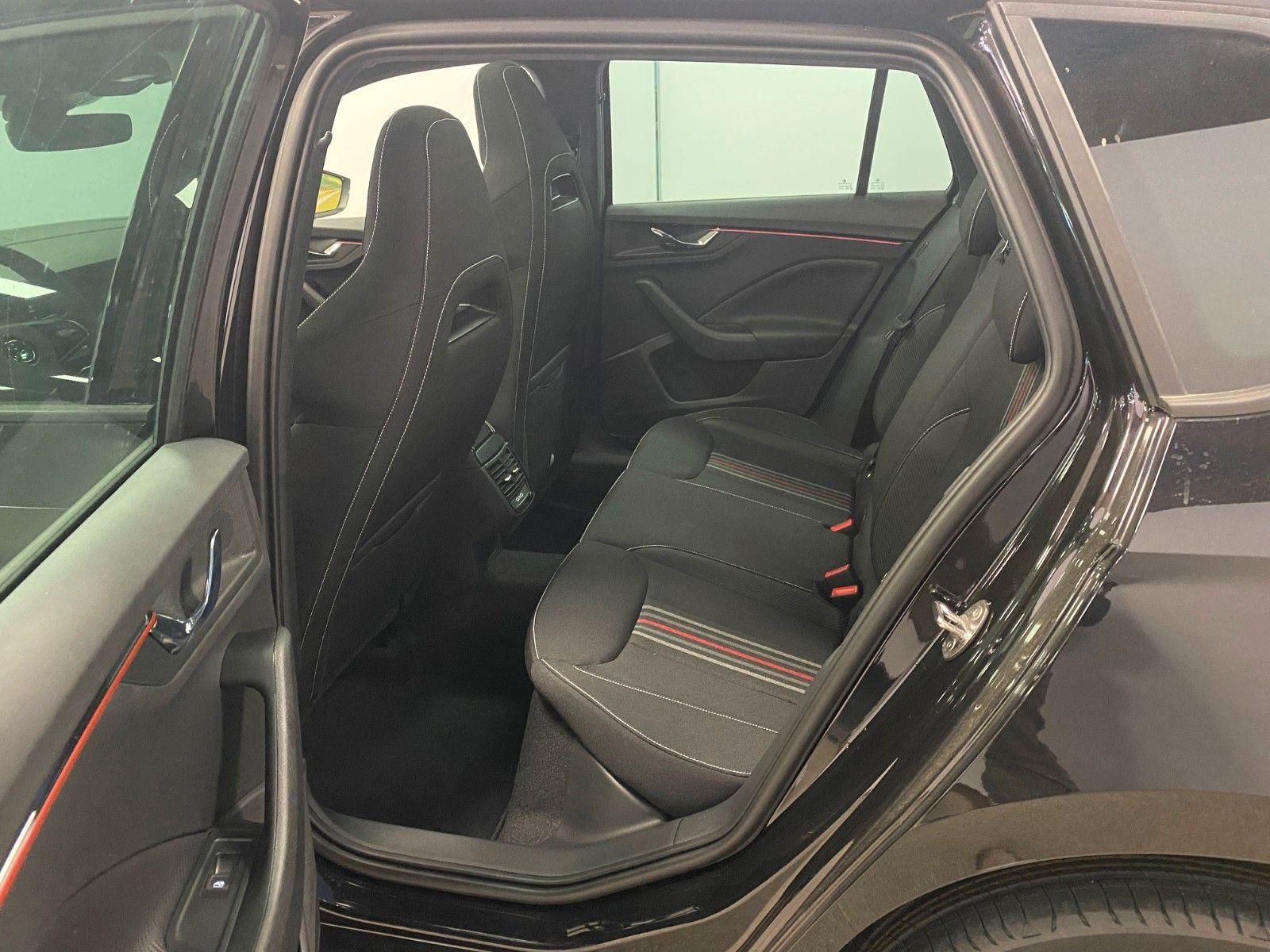 Fahrzeugabbildung SKODA Kamiq 1.5 TSI ACT DSG Monte Carlo+MATRIX+APP++++