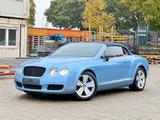 Bentley Continental GTC 6.0W12 Silverlake Tausch Mö. - blaue Bentley Continental
