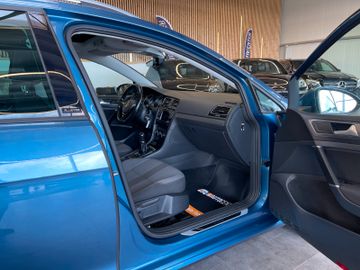 Volkswagen Golf 1.6 TDI BMT ALLSTAR Variant *PANORAMA*NAVI*