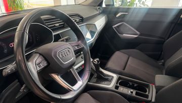 Audi Q3 - 11